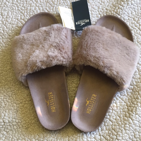 Hollister furry slides - Picture 2 of 8
